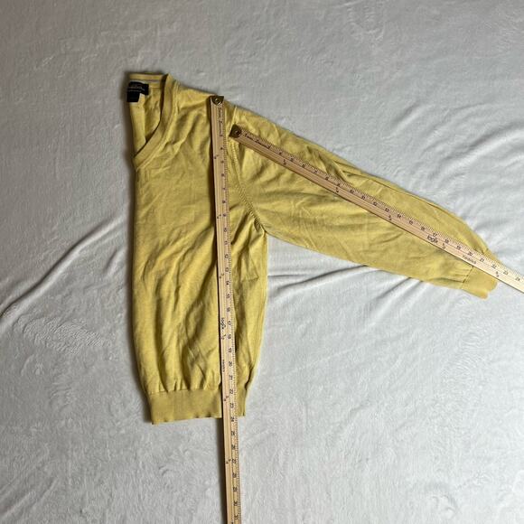 Brooks Brothers Supima Cotton Men’s Sweater Size L Butter Yellow Business Preppy - Picture 6 of 7